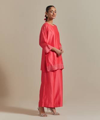 Pink chanderi embroidered short kurta set 3