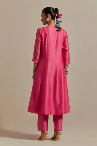 Pink chanderi intricate embroidery kurta dupatta set