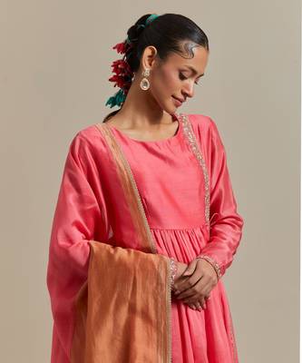 Pink the wrap embroidered intricate embellishments anarkali kurta set 2