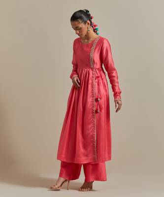 Pink the wrap embroidered intricate embellishments anarkali kurta set 5