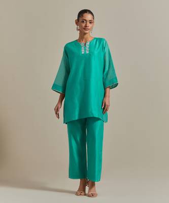 Aqua-blue chanderi handloom embroidered short kurta pant set 1