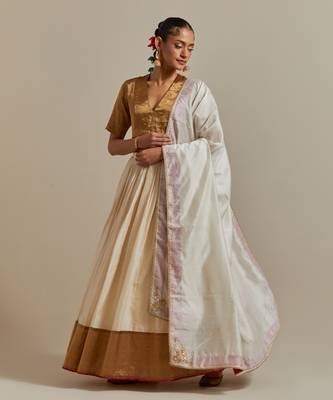 Ivory Skirt With Colour Blocking And Gold Accents 1
