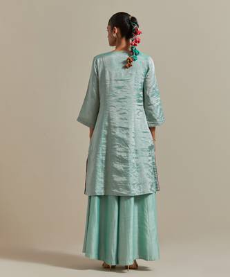 Aqua-blue embroidered handloom zari silk kurta set 2