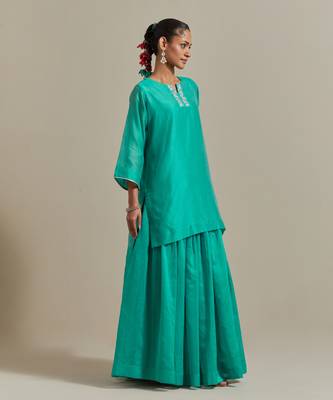 Aqua-blue chanderi handloom embroidered short kurta set 5