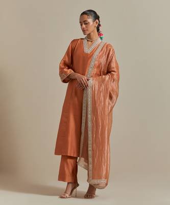 Saffron the saffron brown chanderi handloom kurta set 1