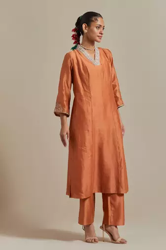 Saffron the saffron brown chanderi handloom kurta set