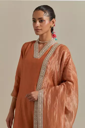 Saffron the saffron brown chanderi handloom kurta set