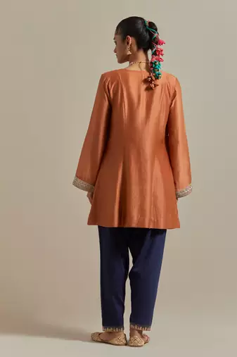 Saffron the saffron brown panelled a line kurta set