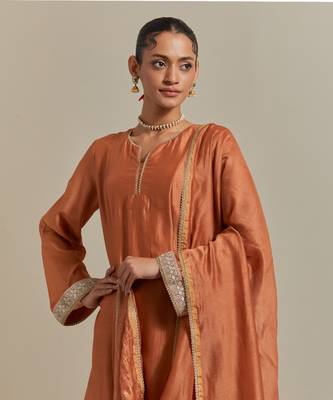 Saffron the saffron brown panelled a line kurta set 4