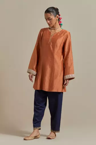 Saffron the saffron brown panelled a line kurta set