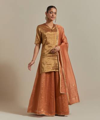 Saffron a timeless gold zari kurta has a v-neck with a loop kurta set 1