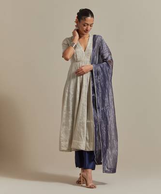 Silver paneled embroidered silver zari anarkali kurta dupatta set 1