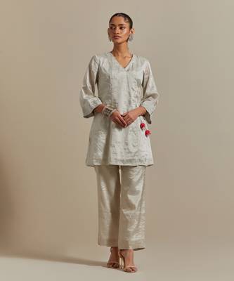 Saffron the silver zari wrap kurta set 1
