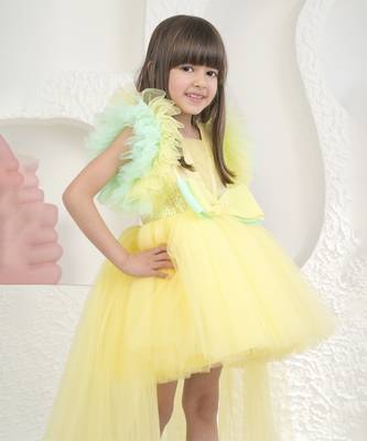 Angelica yellow dress 4