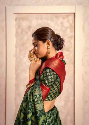 Kimisha mehndi silk blend foil printed saree with unstitched blouse piece 2