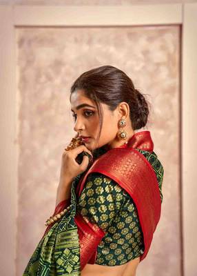 Kimisha mehndi silk blend foil printed saree with unstitched blouse piece 4