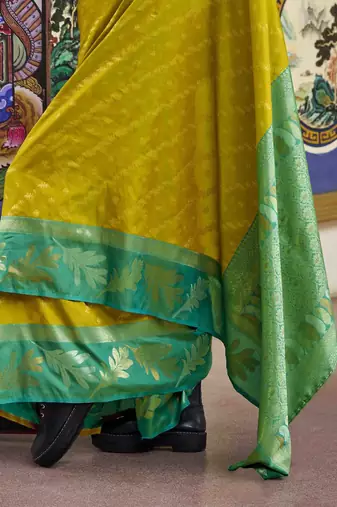 Kimisha neon silk blend banarasi saree with unstitched blouse piece