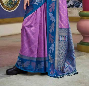 Kimisha lavender silk blend banarasi saree with unstitched blouse piece 4