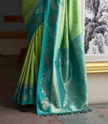 Kimisha pista silk blend banarasi saree with unstitched blouse piece 4