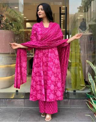 Beautiful cotton flower printed neckline worked pink kurta and pant with cotton malmal dupatta 1