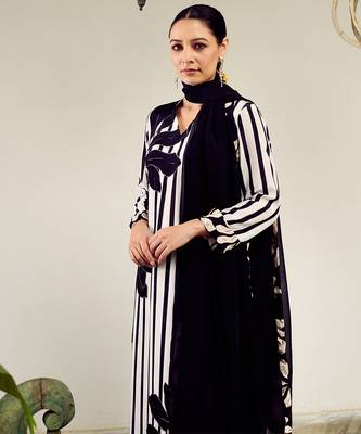 Summer sorbet black big flower stripe digital printed kurta set 2