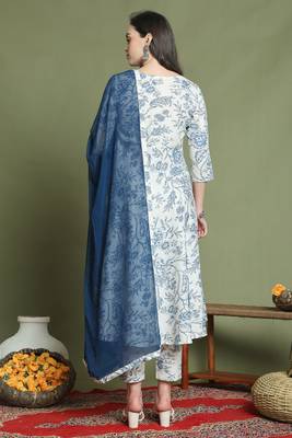 women's cotton floral printed kurta & pant with dupatta 2