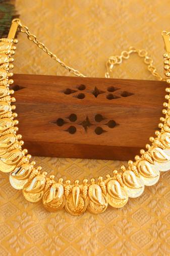 Mango shape kasu coin necklace