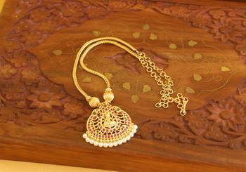 Golden necklace -temple lakshmi 3