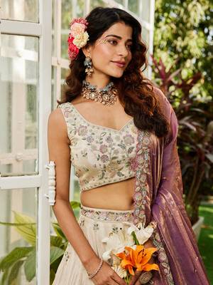 Cream colour tissue   with  Sequin & Thread embroidery Semi-Stitched Lehenga choli & Dupatta 2