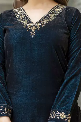 Trendmalls Velvet Embroidery Salwar Suit Set Kurta Pant with Dupatta