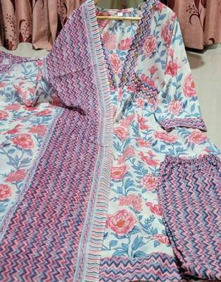 Women pink cotton kurti with pant and dupatta for women 4
