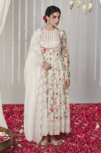 Bagicha white anarkali set of 3