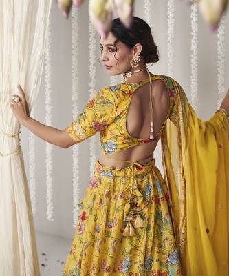 Bagicha Yellow Lehenga Set Of 3 3