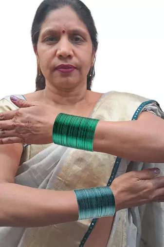 Metal plain bangle combo