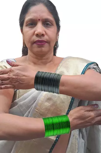 Metal plain bangle combo