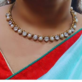 Size-free brass multi stone stud hasli 5