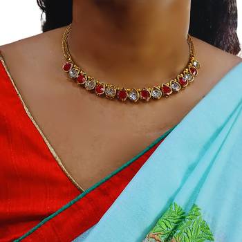 Size-free brass multi stone stud hasli 4