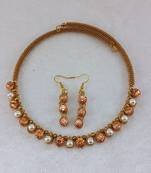 Size-free brass multi stone stud hasli