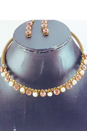 Size-free brass multi stone stud hasli