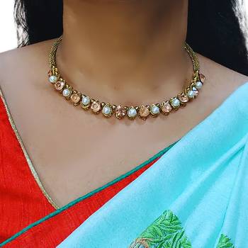 Size-free brass multi stone stud hasli 4