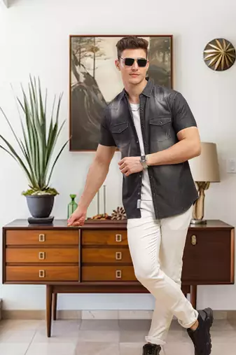 Men's double pocket half sleeve denim shirt | western denim shirt for men