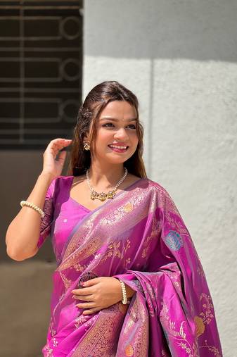 Light Rani Pink Banarasi Art Silk Saree With Zari Weaving Design