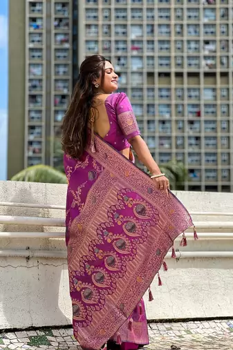 Light Rani Pink Banarasi Art Silk Saree With Zari Weaving Design