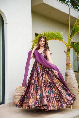 Lavender silk print ceremonial gown with dupatta 3