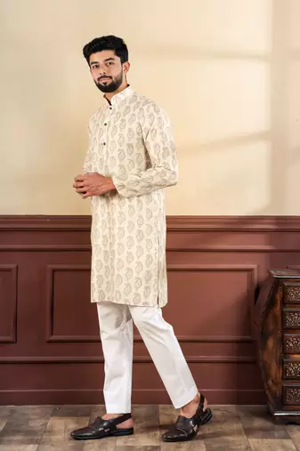 Cream sophisticated men's kurta payjama for ceremonial wear