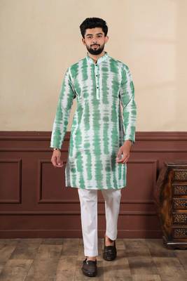 Green sophisticated men's kurta payjama for ceremonial wear 1