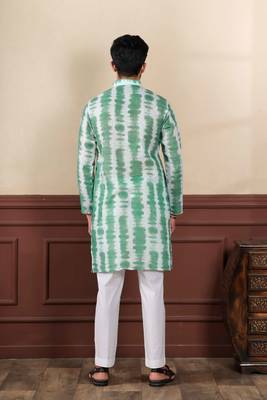 Green sophisticated men's kurta payjama for ceremonial wear 3