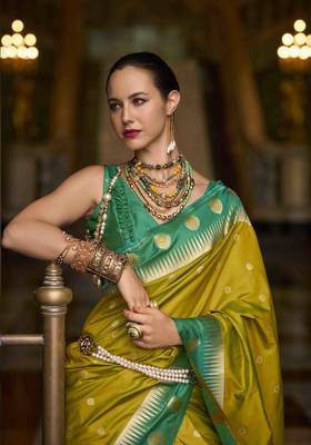 neon silk blend woven saree with unstitched blouse piece 4