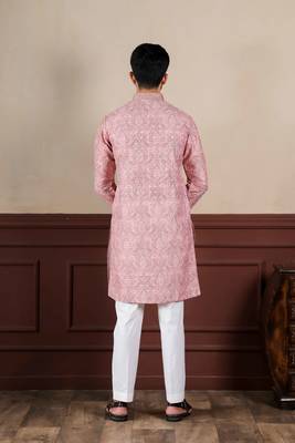 Pink cotton blend men's kurta payjama with i3 2