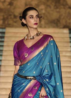 blue silk blend woven saree with unstitched blouse piece 4